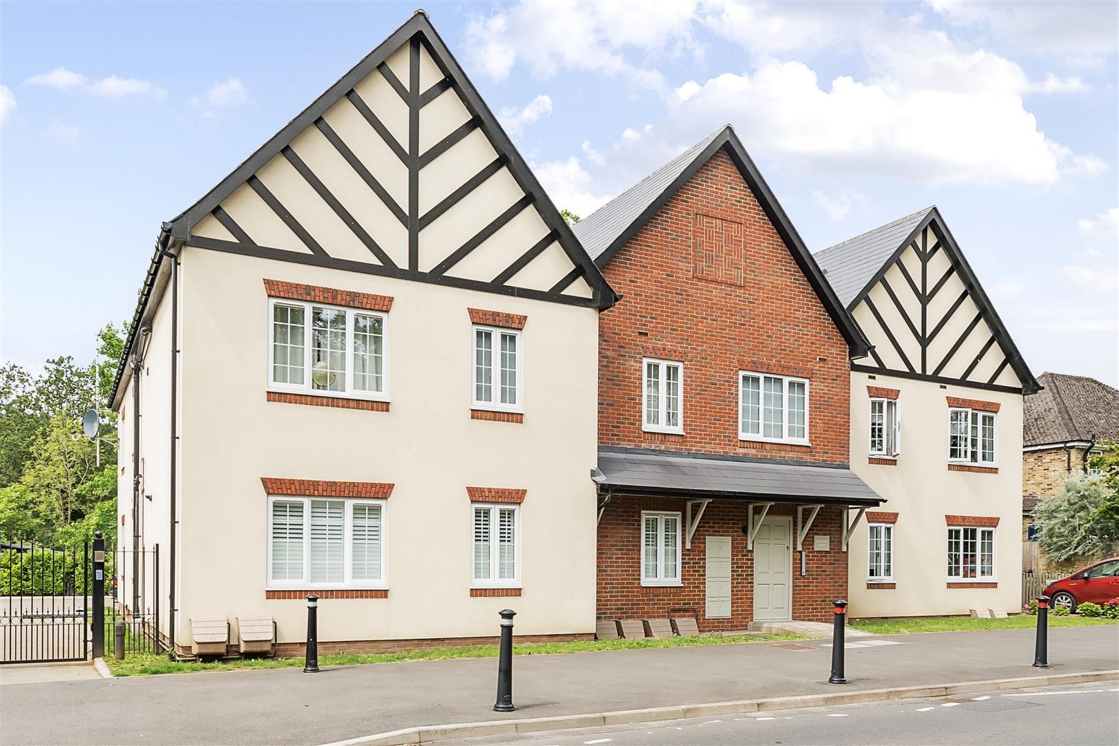 Windsor Road, Chobham, Woking